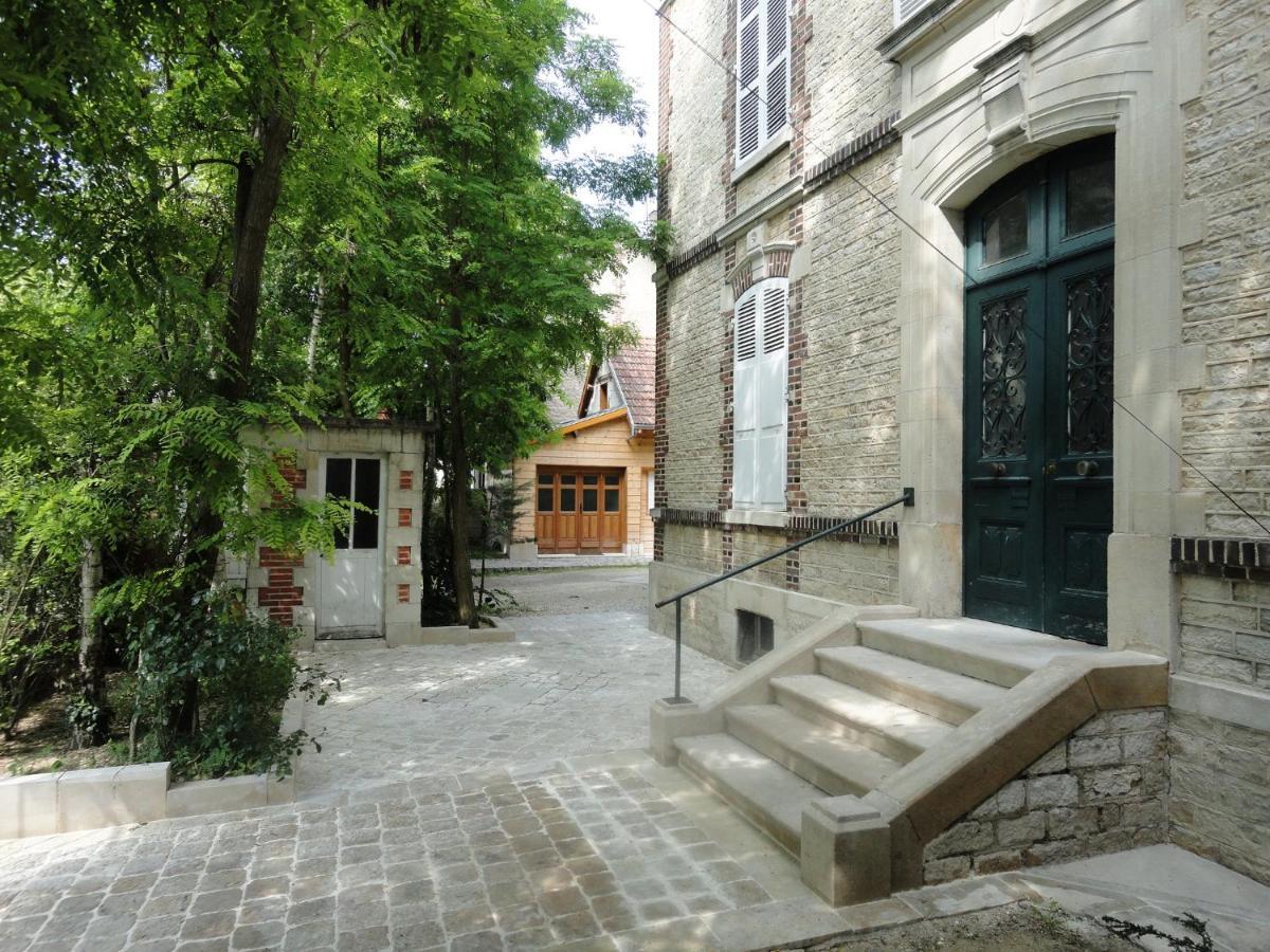 Au fil de Troyes Panzió Sainte-Savine Kültér fotó